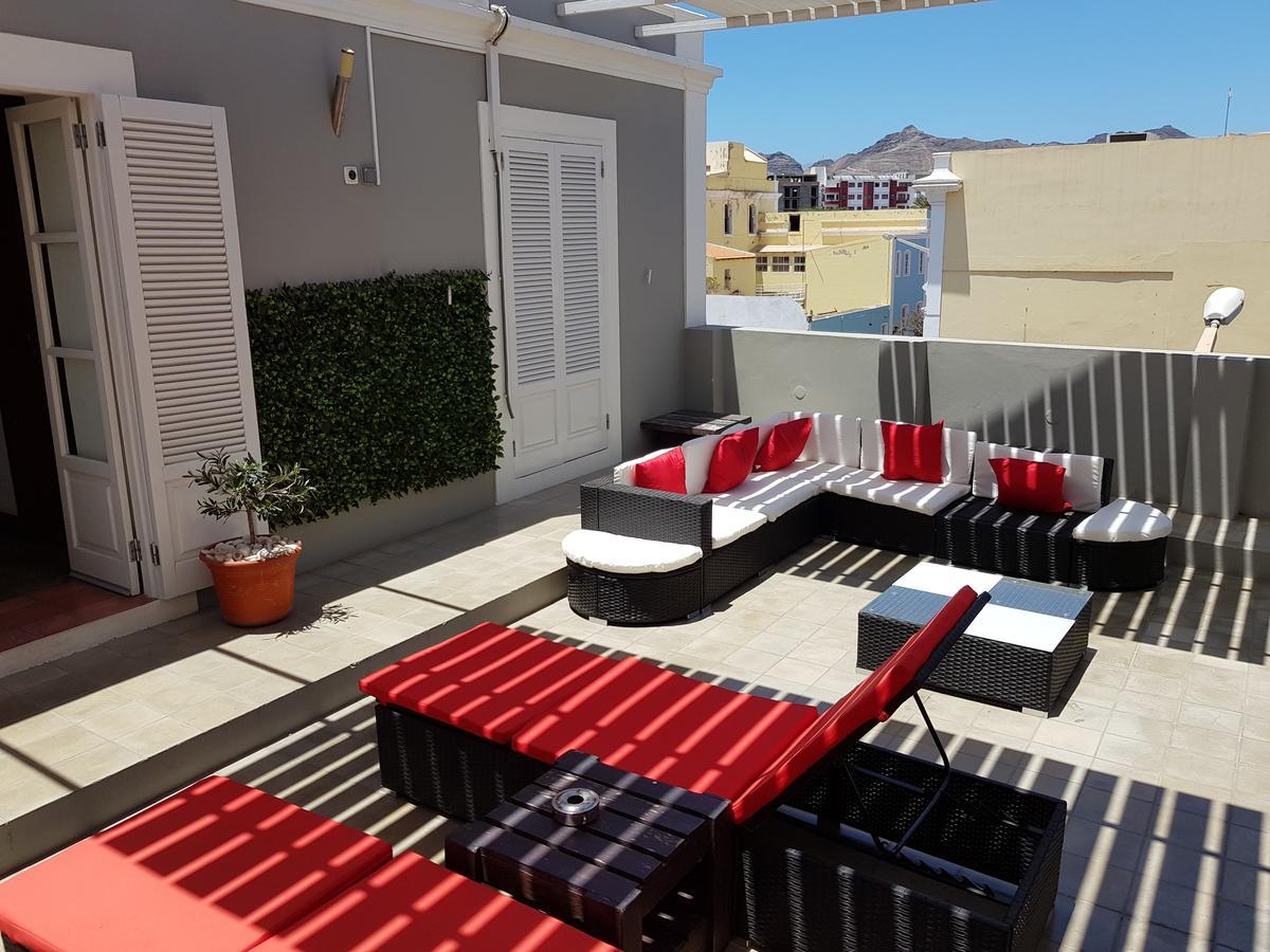 Casa Cafe Mindelo Hotell Exteriör bild
